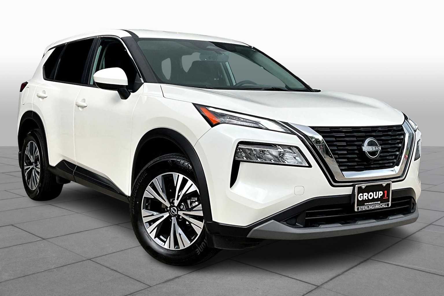 2023 Nissan Rogue SV photo 2