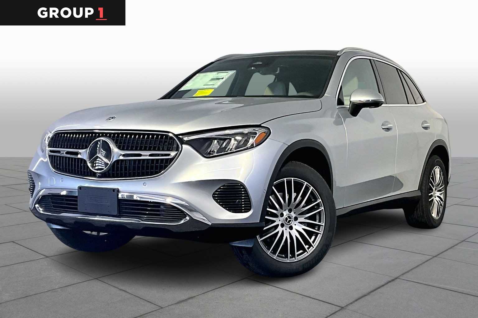 2026 Mercedes-Benz GLC Base's photo
