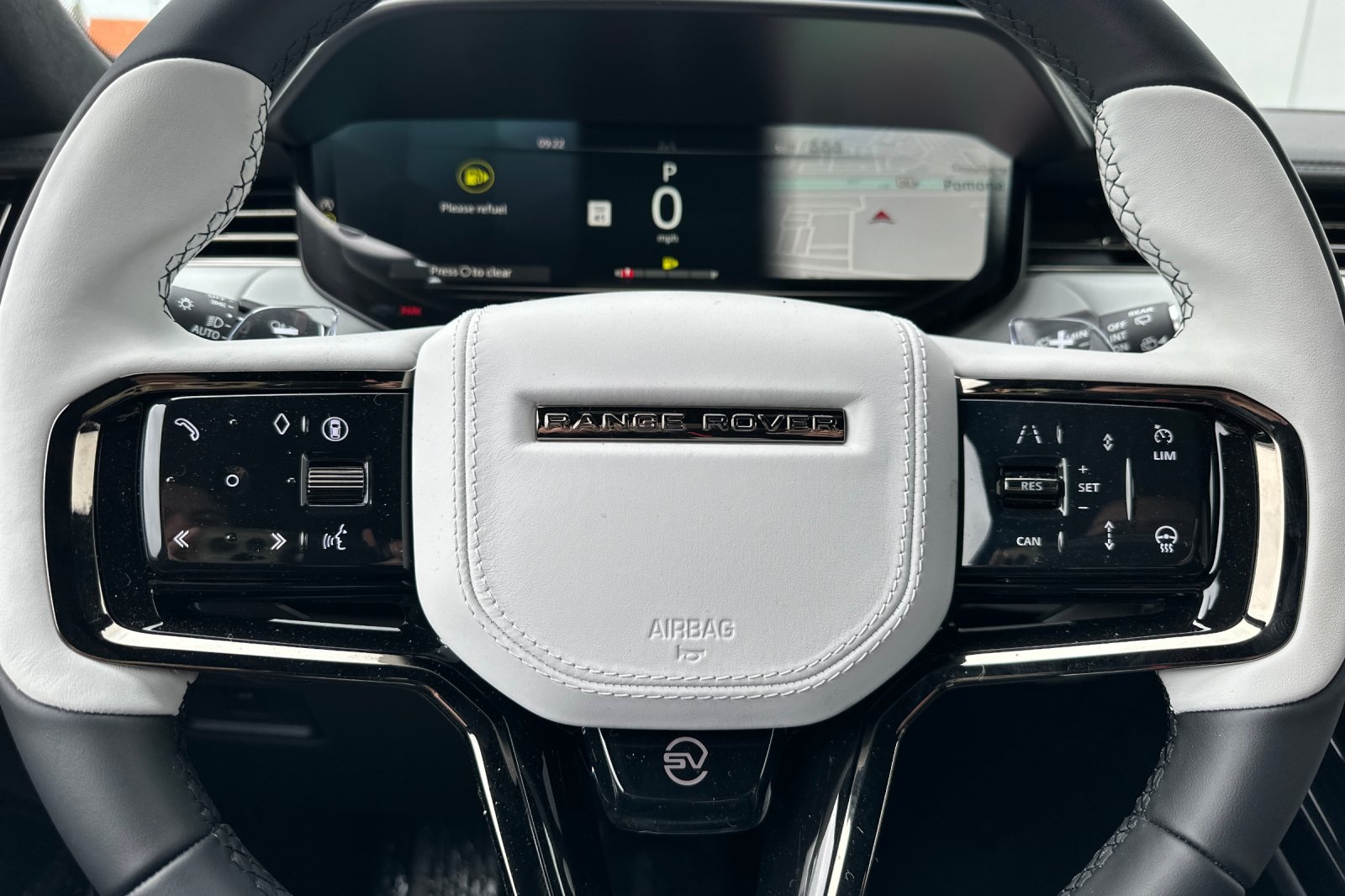 2025 Land Rover Range Rover Sport photo 26