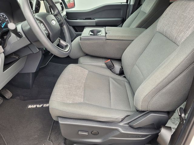 2023 Ford F-150 XLT photo 17