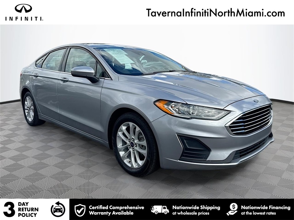 2020 Ford Fusion SE