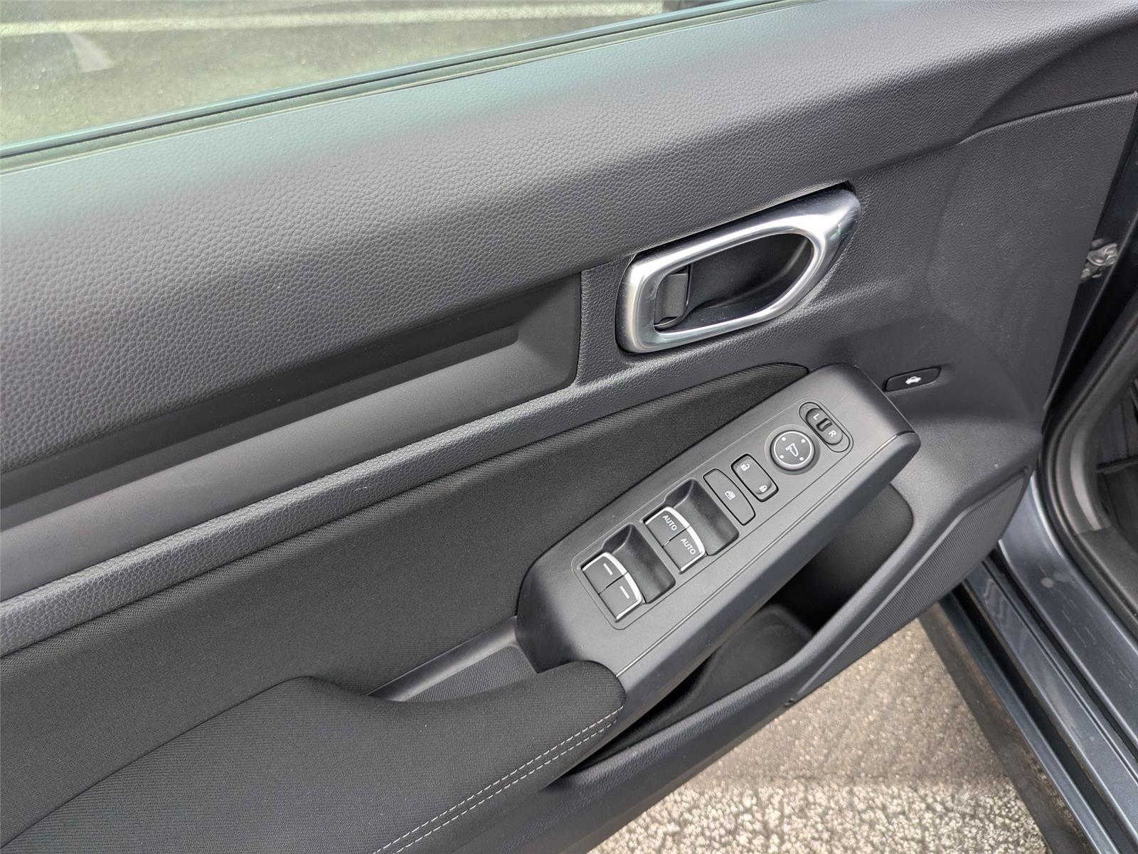 2022 Honda Civic Sport photo 8