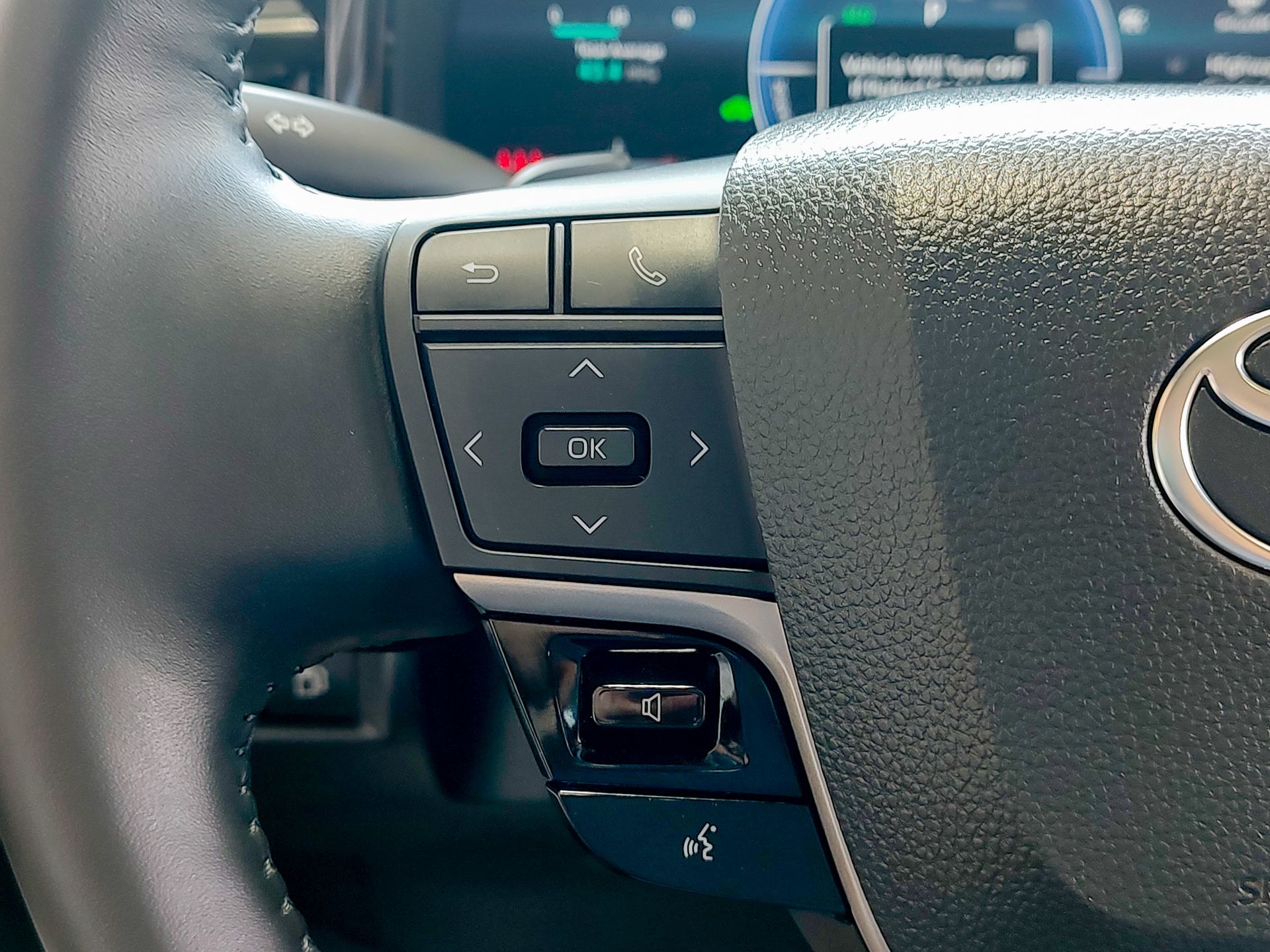 2025 Toyota Camry XSE photo 32