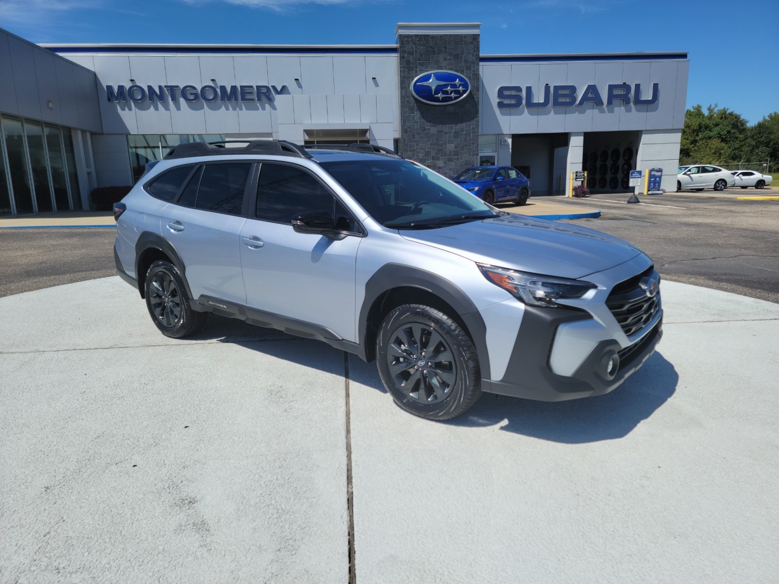 2025 Subaru Outback Onyx Edition's photo