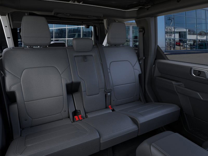 2025 Ford Bronco Outer Banks photo 11