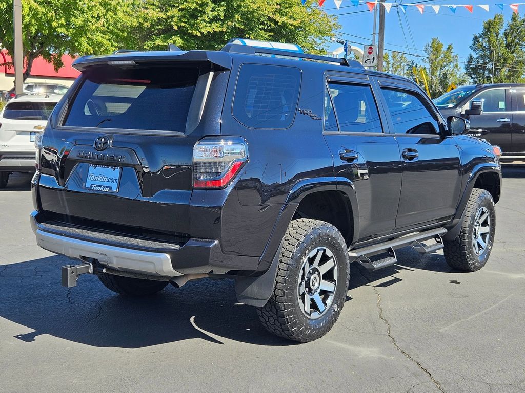 2021 Toyota 4Runner TRD Off-Road Premium photo 2