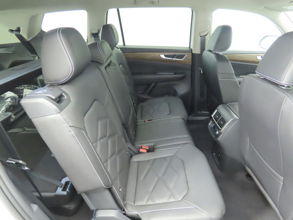 2026 Volkswagen Atlas SE photo 20