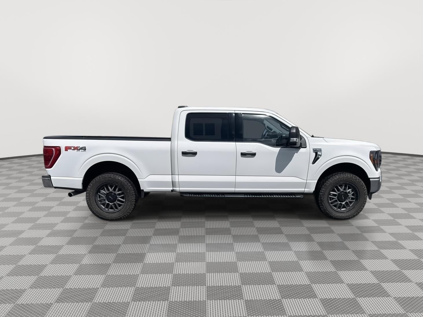 2023 Ford F-150 XLT photo 6