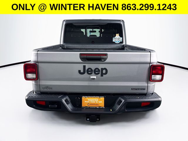 2020 Jeep Gladiator Sport photo 3