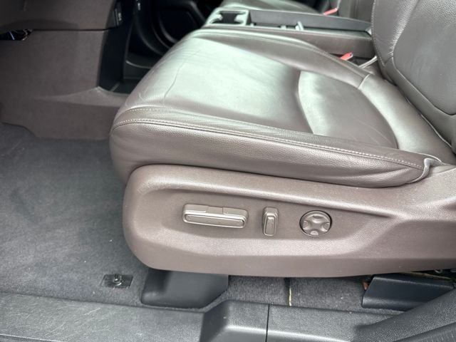 2018 Honda Odyssey EX-L photo 11