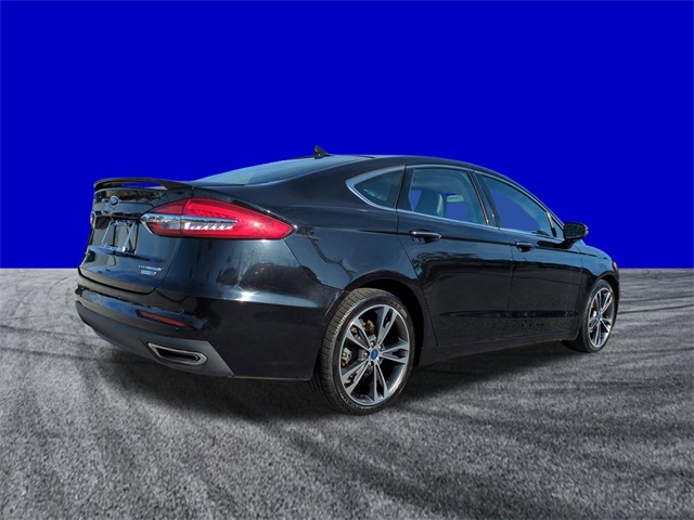 2020 Ford Fusion Titanium photo 4
