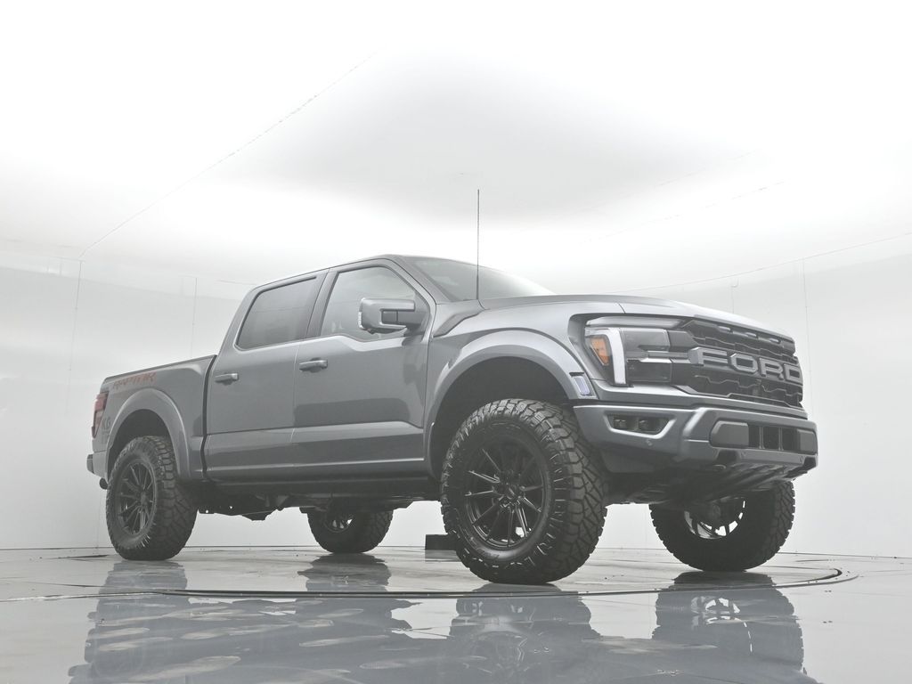 2025 Ford F-150 Raptor photo 45