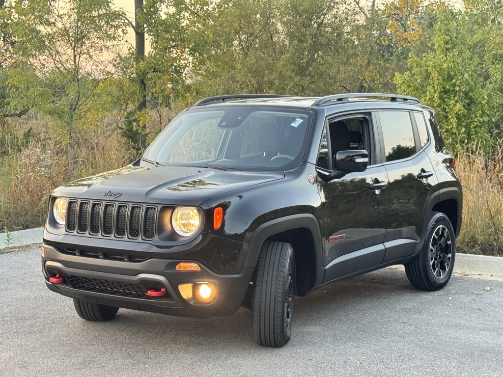2023 Jeep Renegade Trailhawk photo 3