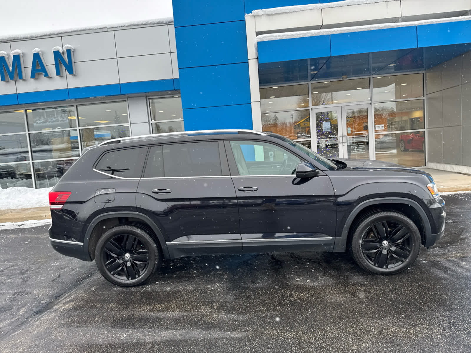 2019 Volkswagen Atlas V6 SEL photo 3