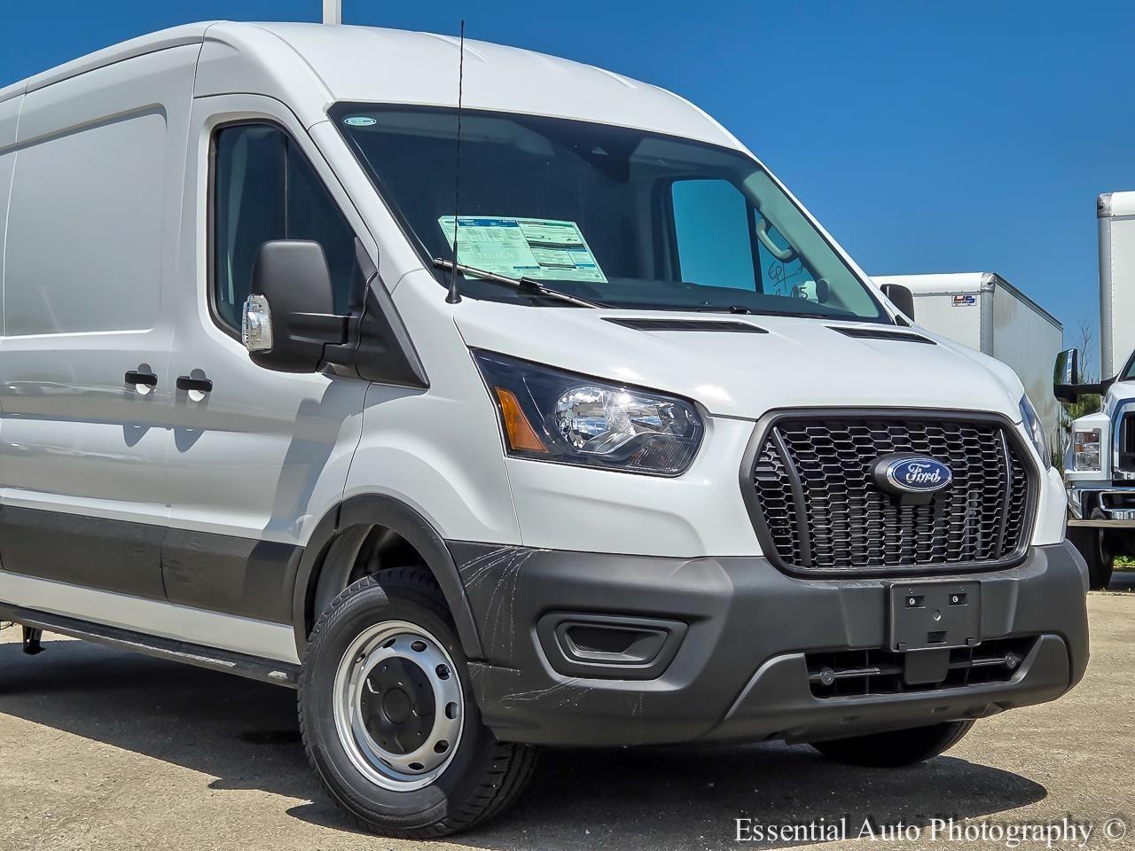 2025 Ford Transit Cargo Van photo 2