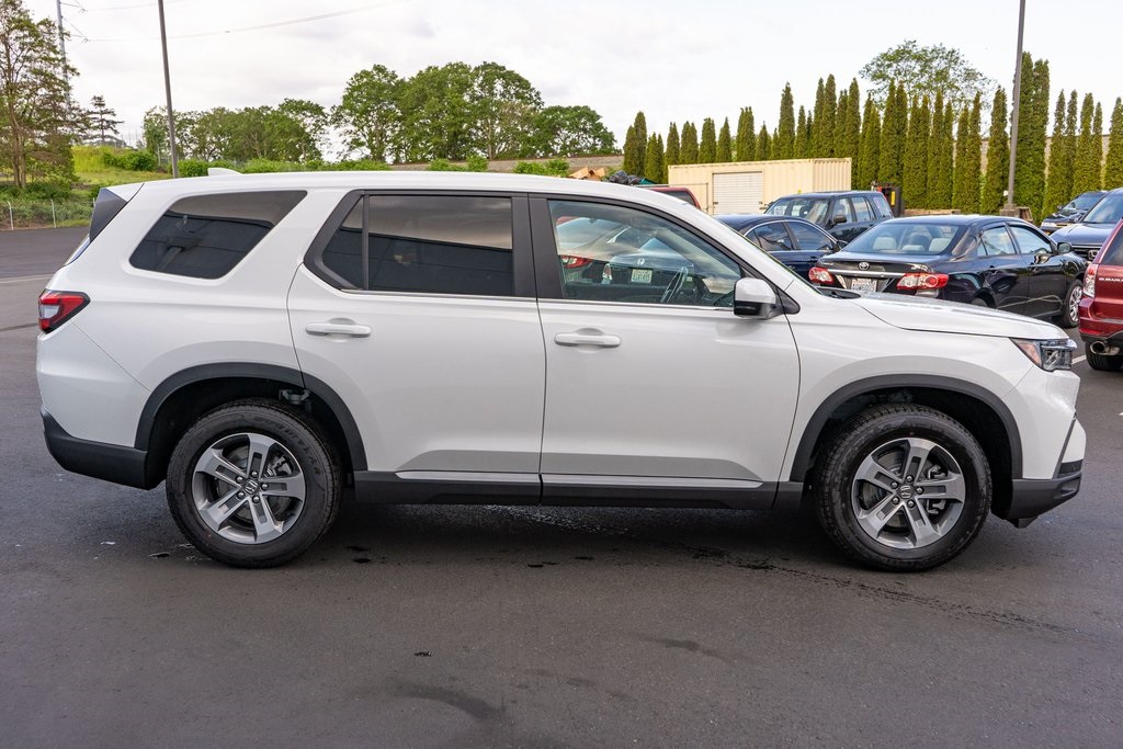 2025 Honda Pilot EX-L photo 5