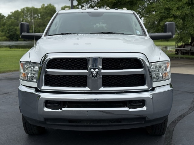 2018 Ram 3500 Tradesman photo 2