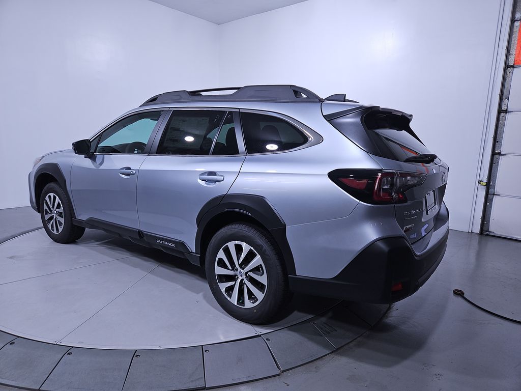 2025 Subaru Outback Premium photo 3