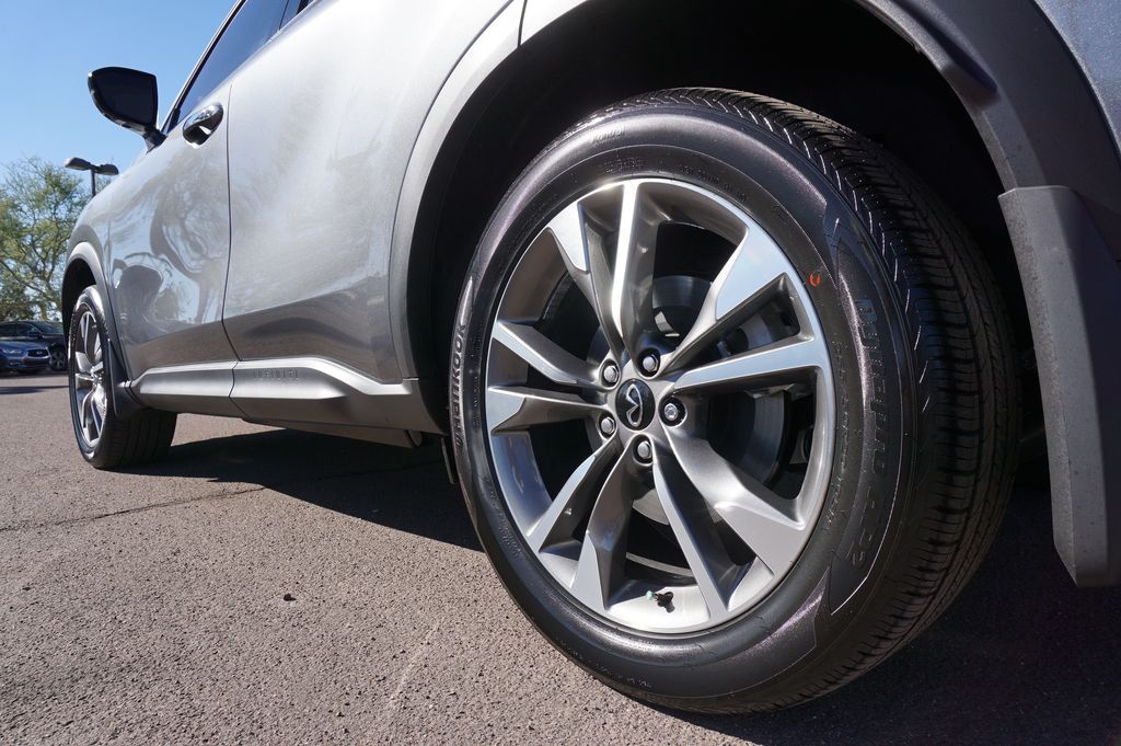 2025 Infiniti QX60 Luxe photo 6