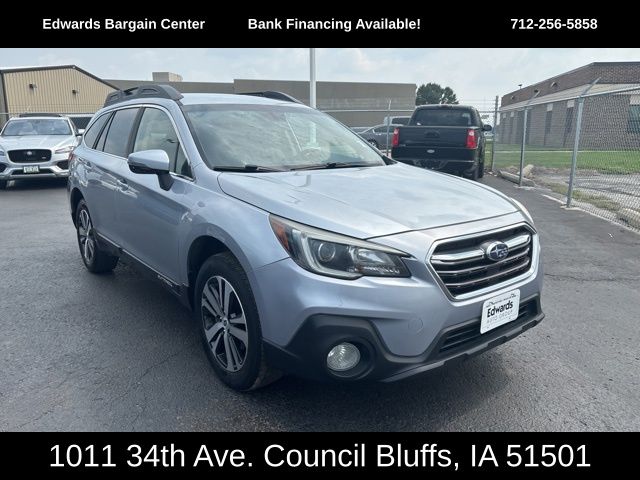2019 Subaru Outback 2.5i photo 2