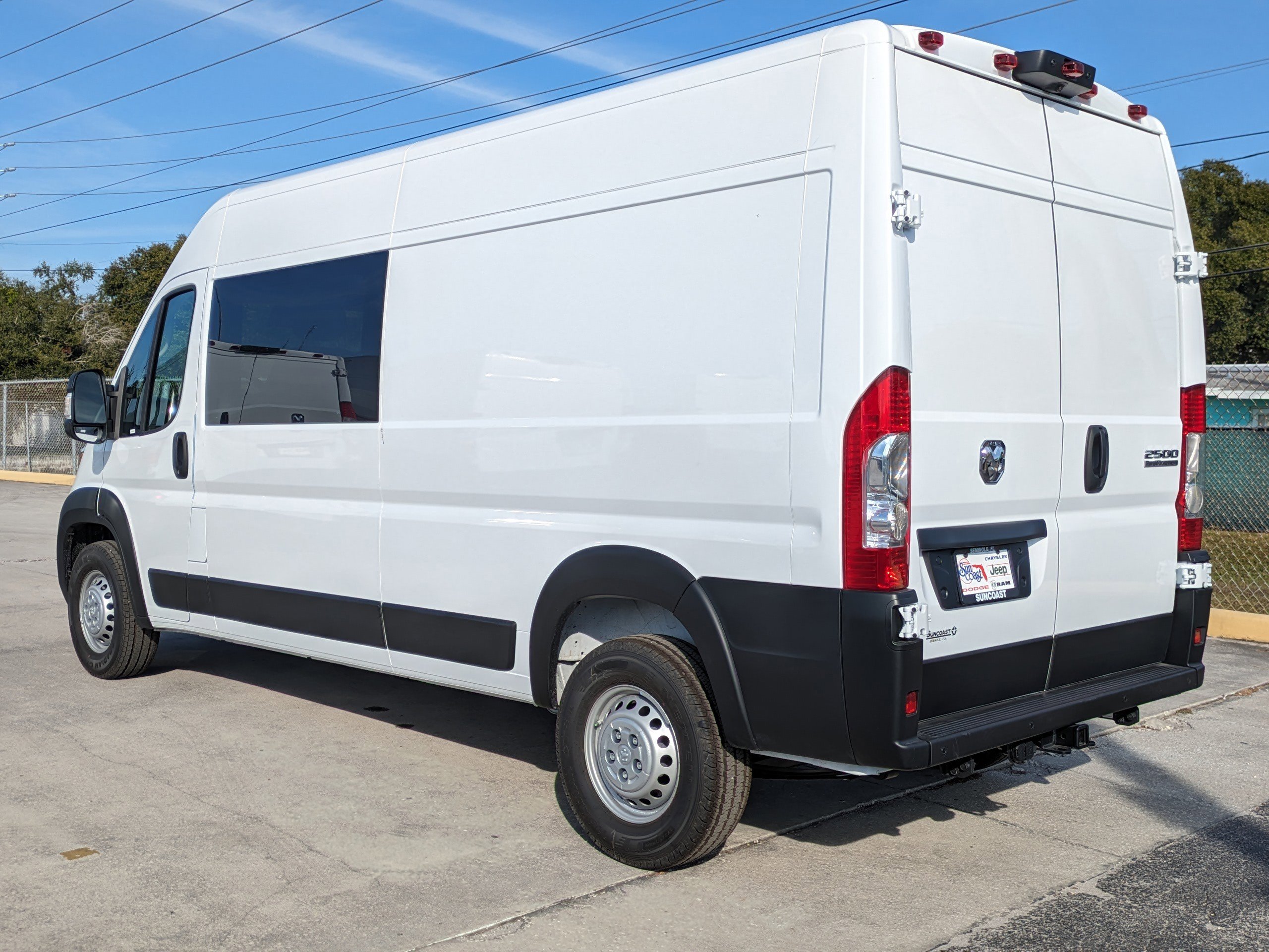 2026 Ram ProMaster 2500 photo 3