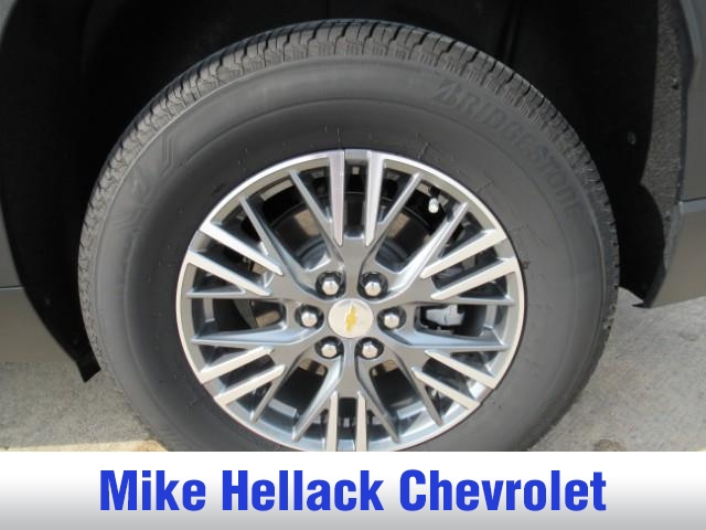 2025 Chevrolet Traverse photo 5