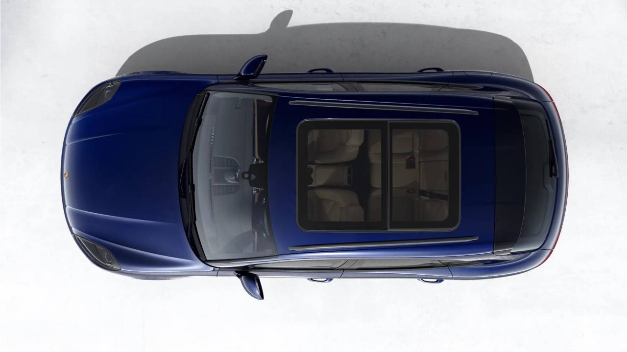 2026 Porsche Macan T photo 6