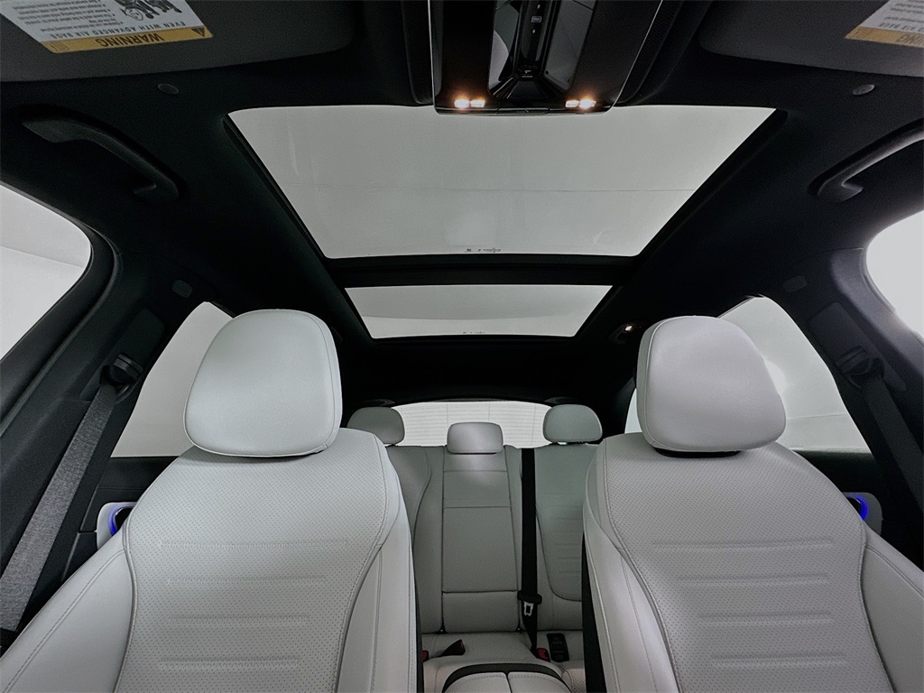 2026 Mercedes Benz GLC 300 4MATIC photo 21