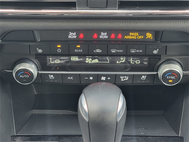 2022 Mazda CX-9 Touring photo 22