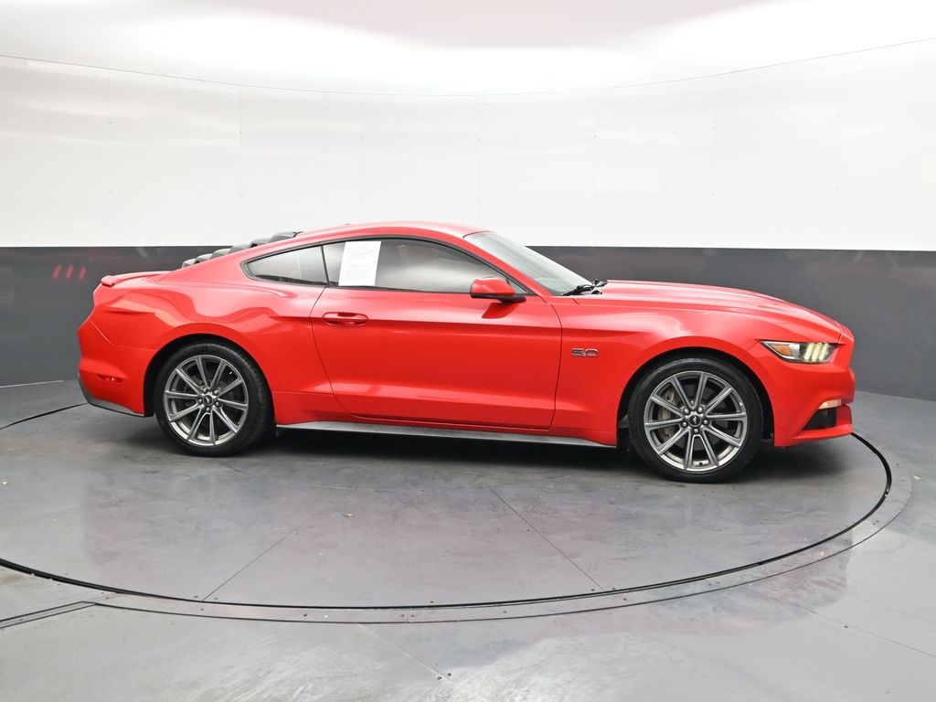 2015 Ford Mustang GT Premium photo 2
