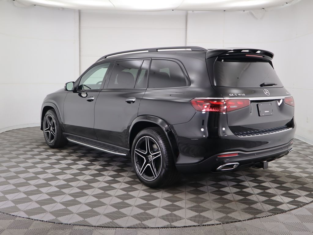 2025 Mercedes Benz GLS 450 4MATIC photo 7