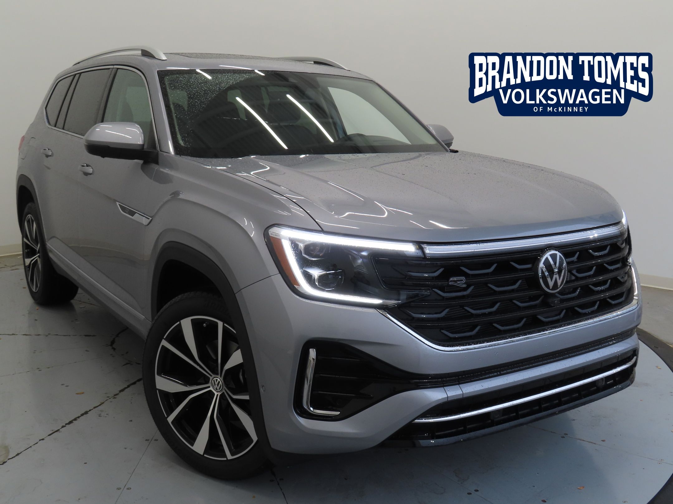 2026 Volkswagen Atlas SEL Premium R-Line's photo