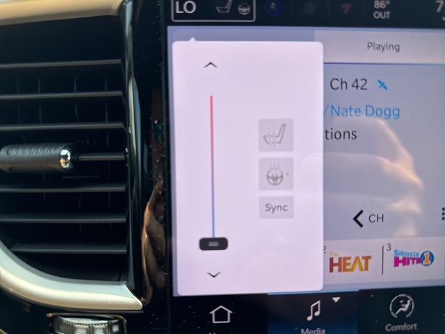 2025 Chrysler Voyager LX photo 37