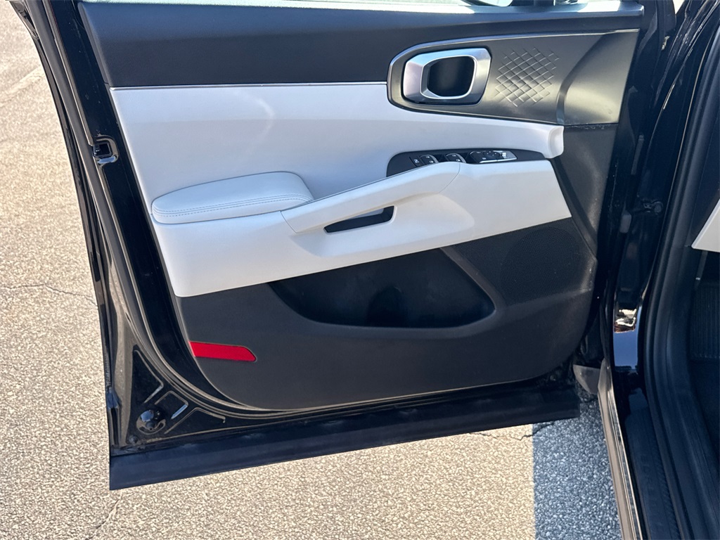 2023 Kia Sorento Hybrid EX photo 10