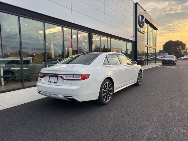 2020 Lincoln Continental Reserve photo 2