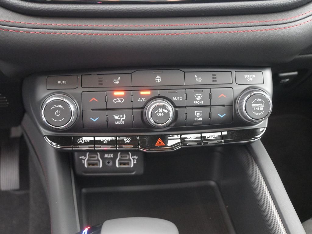 2026 Dodge Durango GT photo 3