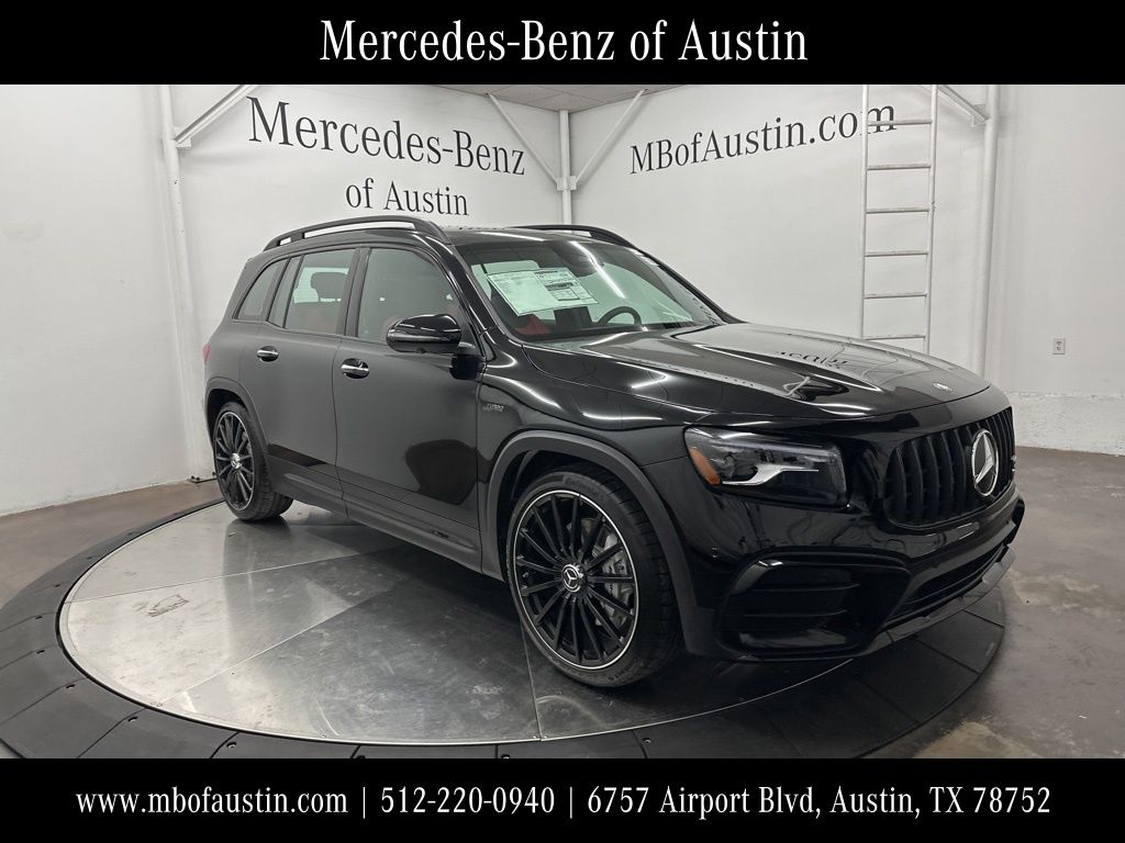2026 Mercedes-Benz GLB AMG GLB 35's photo