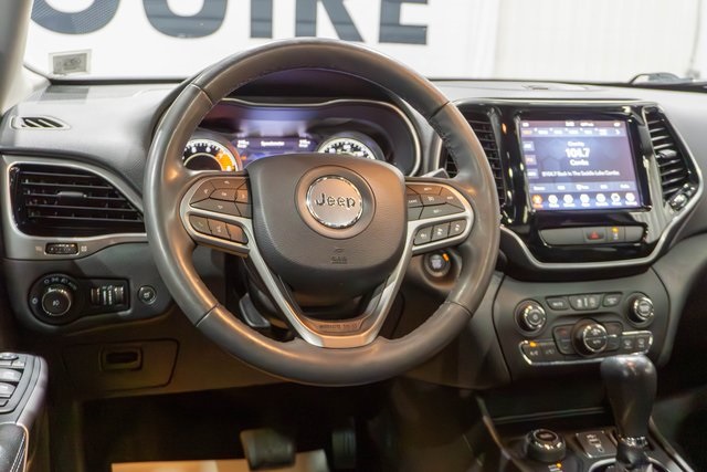 2022 Jeep Cherokee Limited photo 13