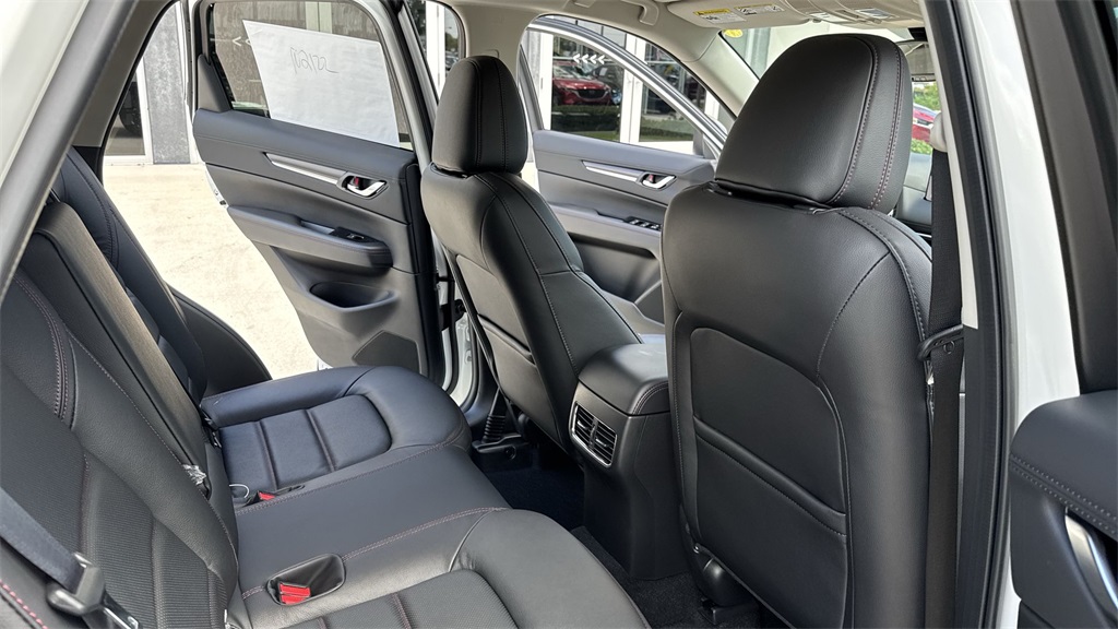 2025 Mazda CX-5 2.5 S Carbon photo 33