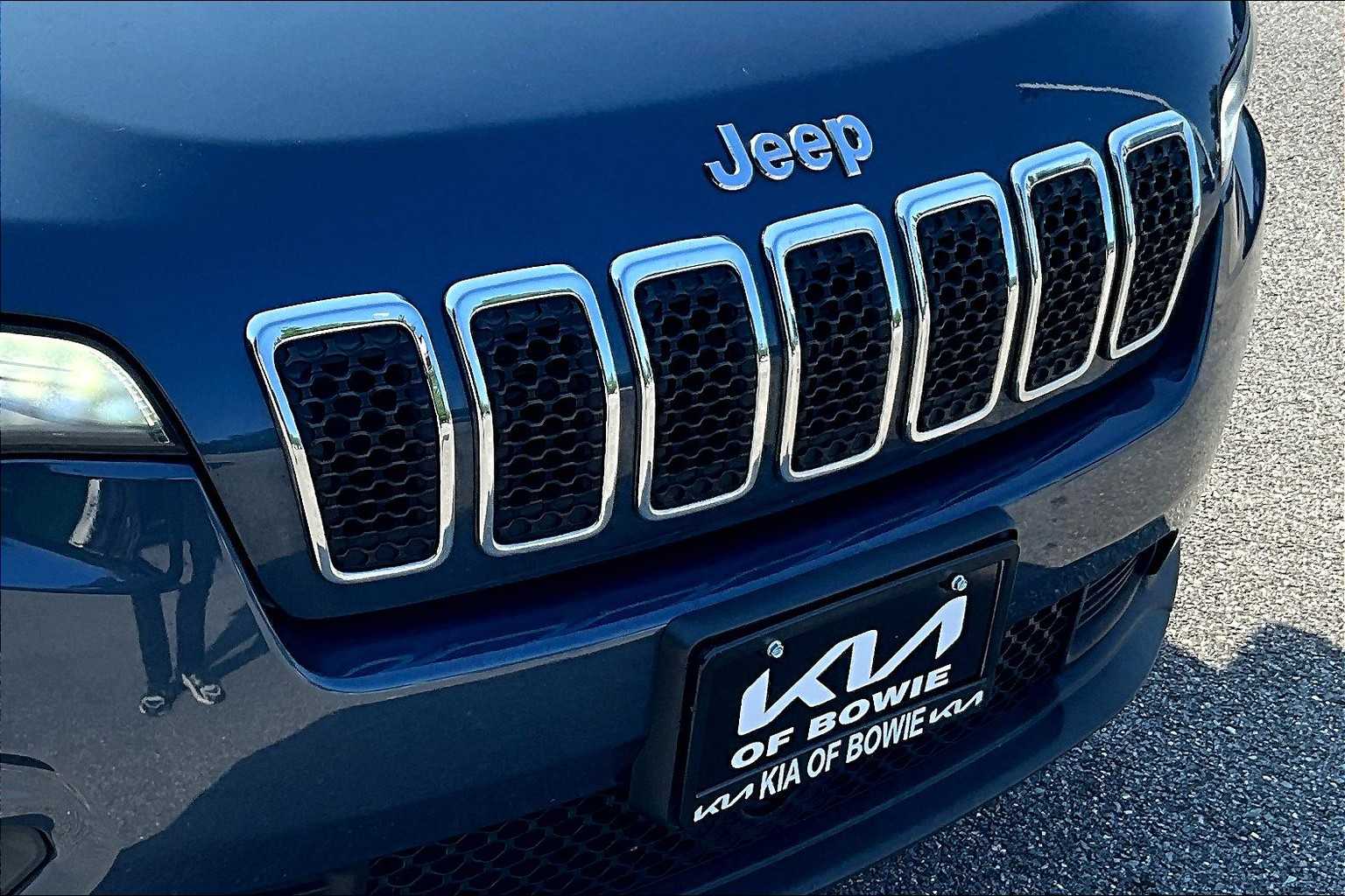 2021 Jeep Cherokee Latitude Lux photo 26