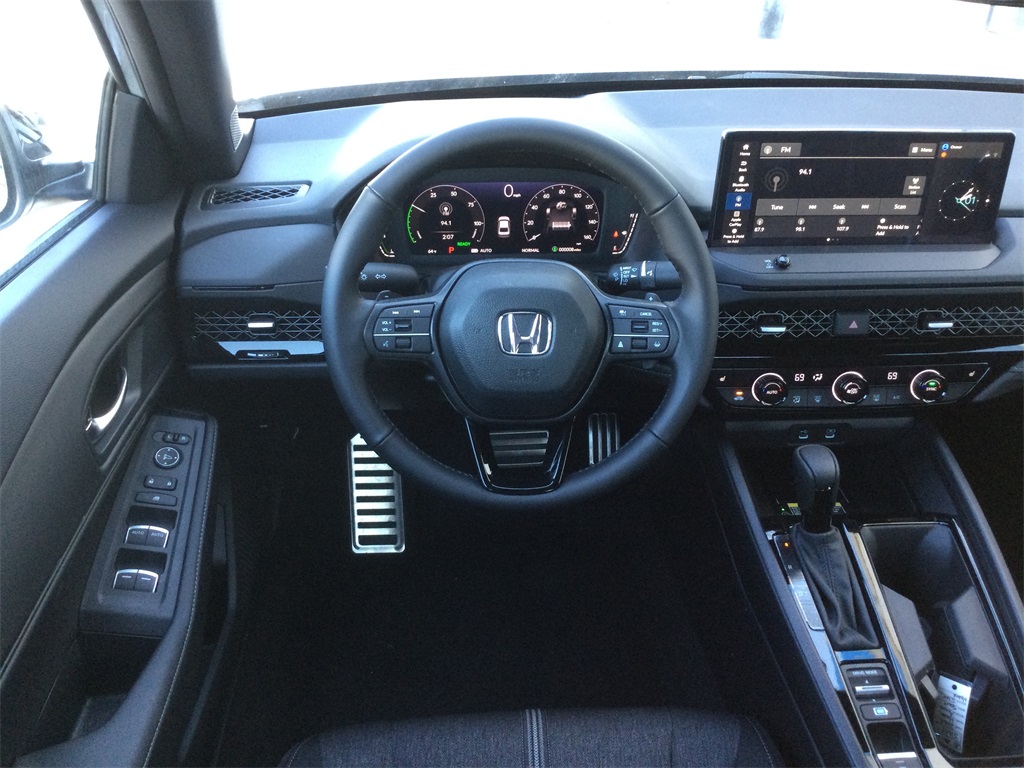 2025 Honda Accord Hybrid Sport photo 11