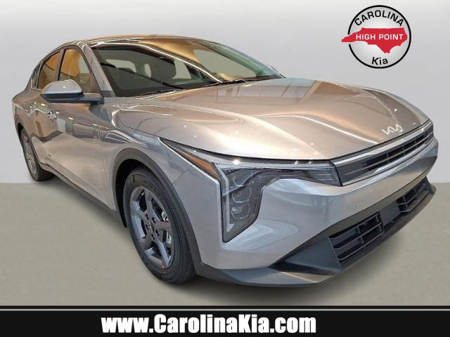2025 Kia K4 LXS's photo