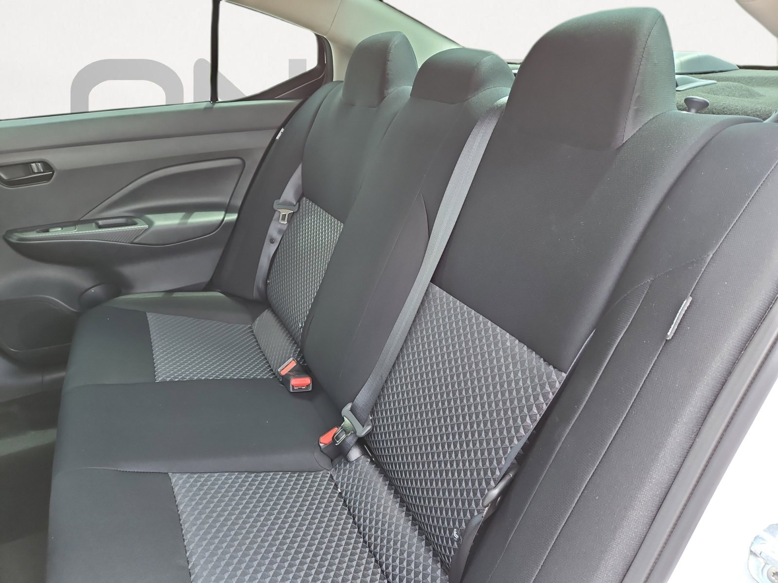 2025 Nissan Versa S photo 18