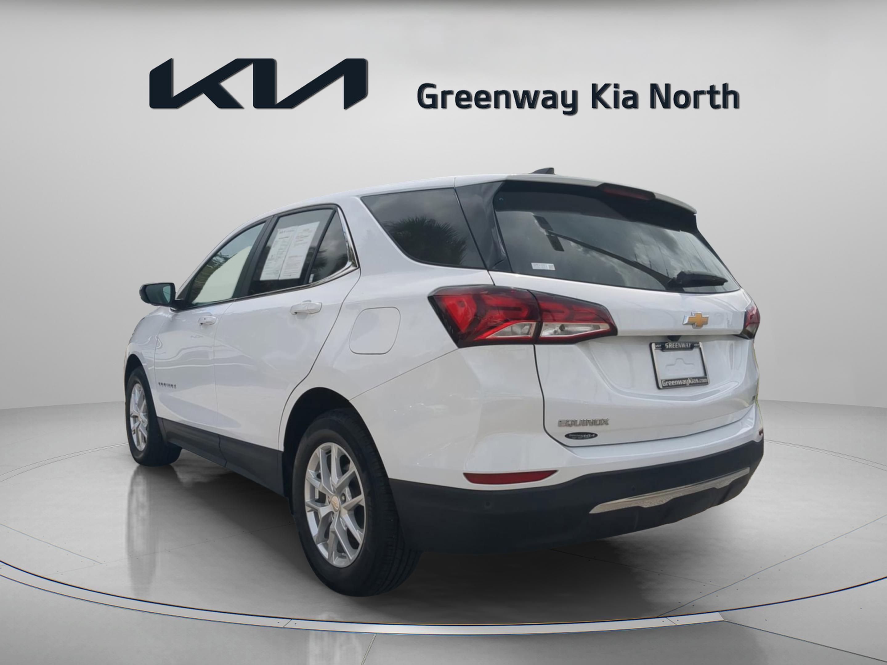 2024 Chevrolet Equinox LT photo 4