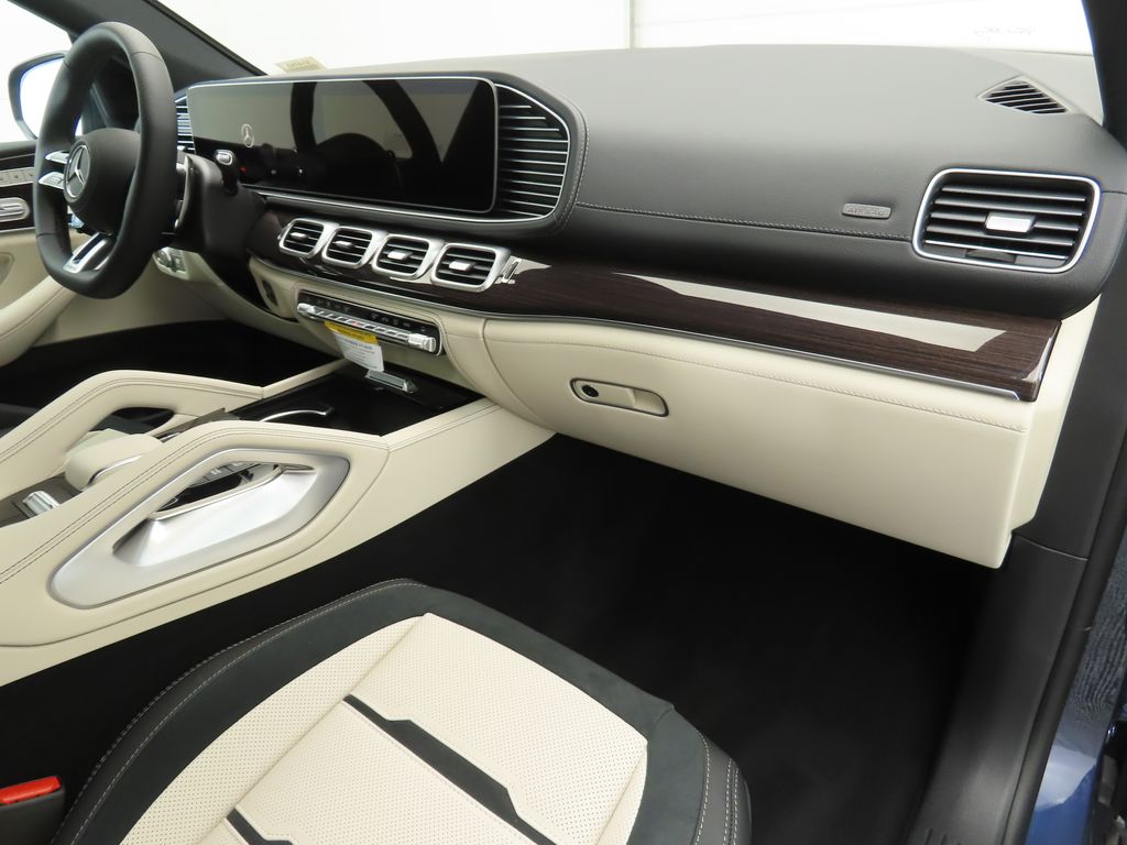 2026 Mercedes Benz GLE 53 AMG 4MATIC photo 13