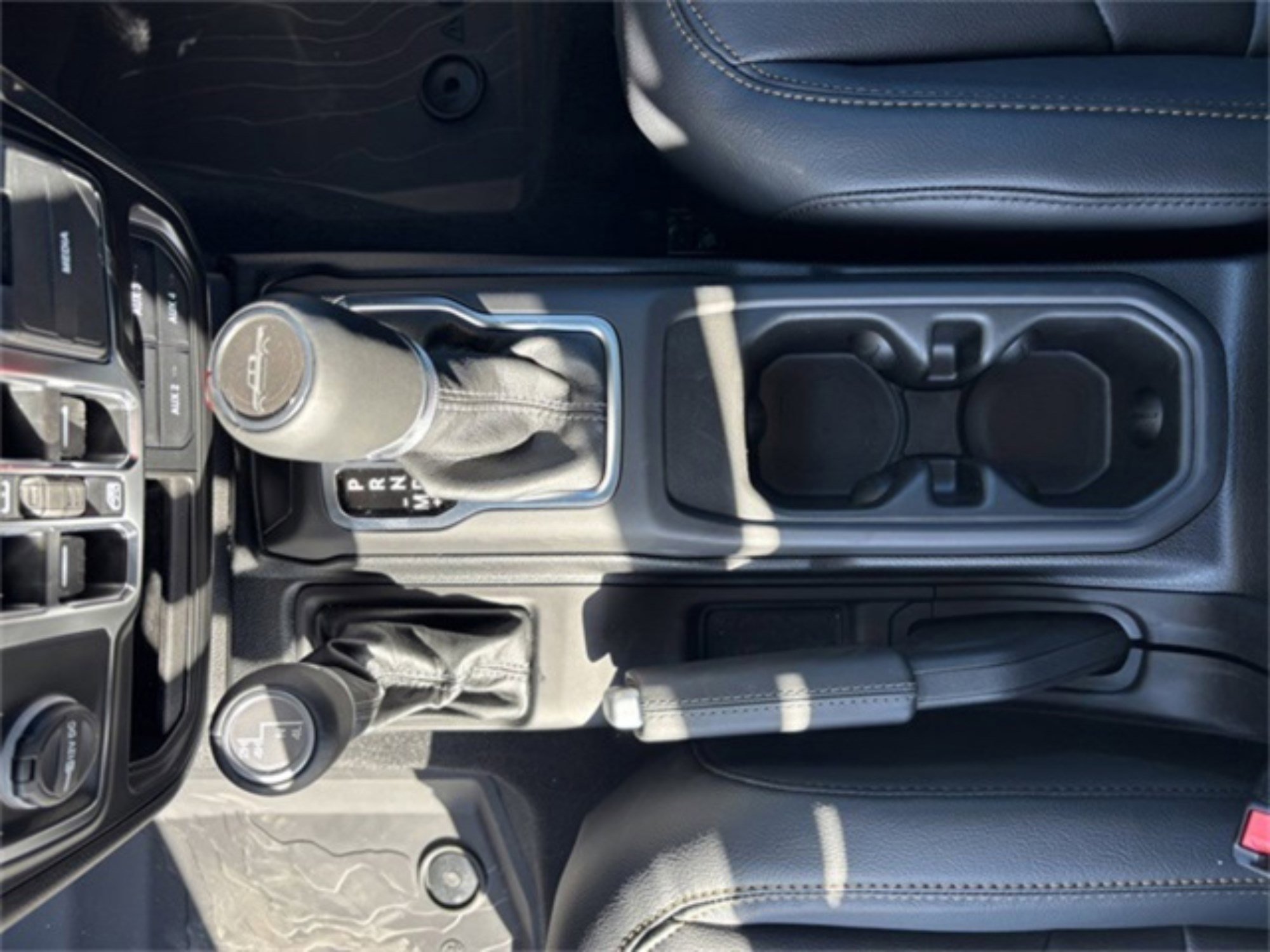 2025 Jeep Gladiator Texas Trail photo 10