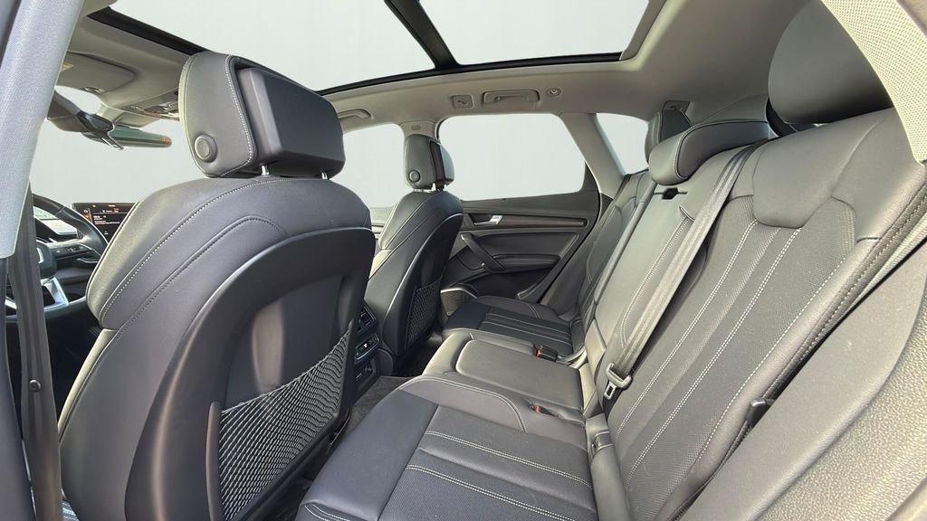 2021 Audi Q5 45 Prestige Premium photo 13