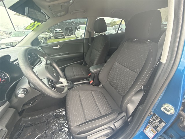 2023 Kia Rio S photo 11
