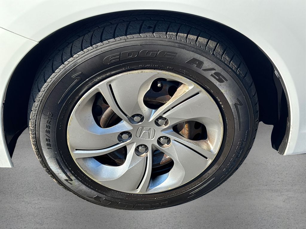 2013 Honda Civic LX photo 11