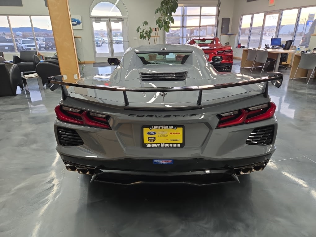 2025 Chevrolet Corvette Stingray photo 4